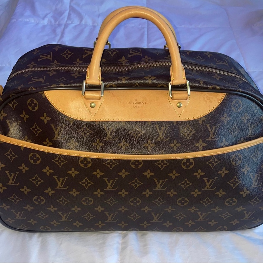Louis Vuitton Eole 50 rolling duffle